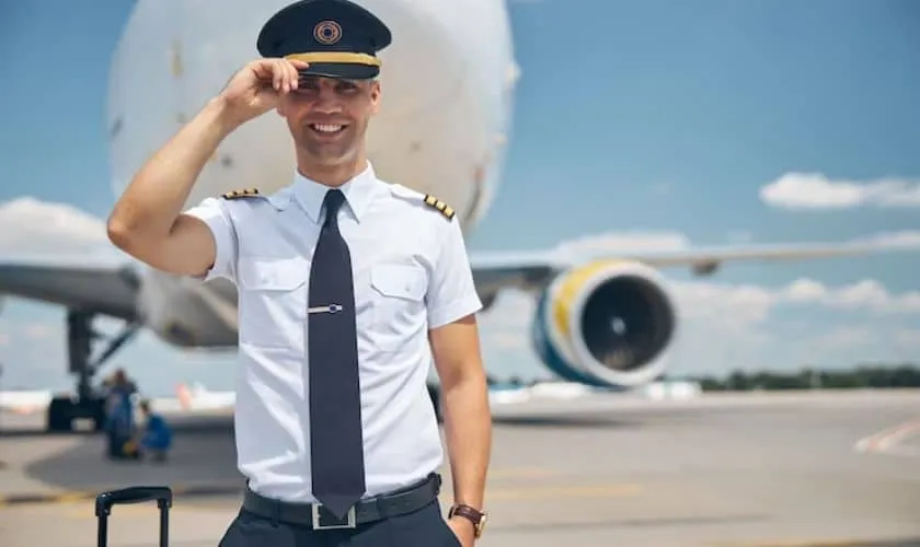 Pilot Rise Articles: Benefits of Obtaining a Commercial Pilot Certificate