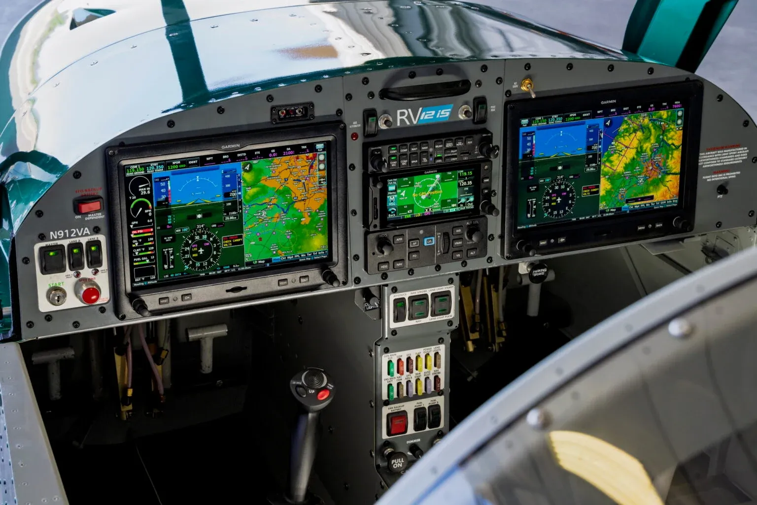 Van's RV-12iS Garmin G3X instrument panel